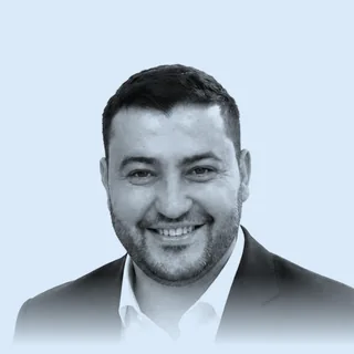 Portrait d'Anass Benouhoud